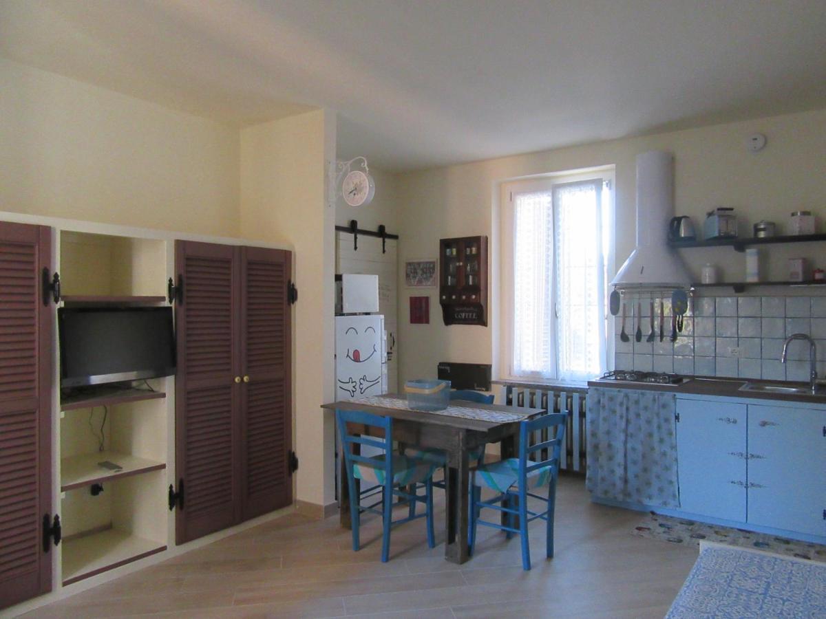 Un Letto Nel Cortile Apartamento Bereguardo Exterior foto